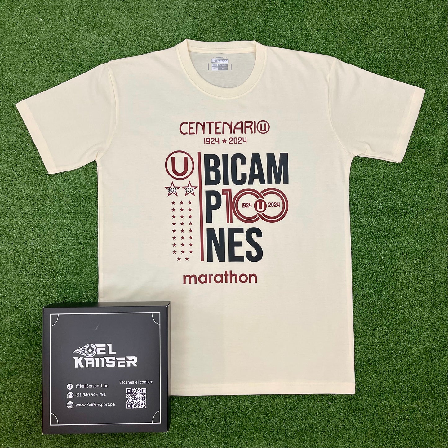 Polo Algodón Crema de Universitario Bicampeón 2024 - Liga1 (Ver. Nacional) - Hombre - #La28