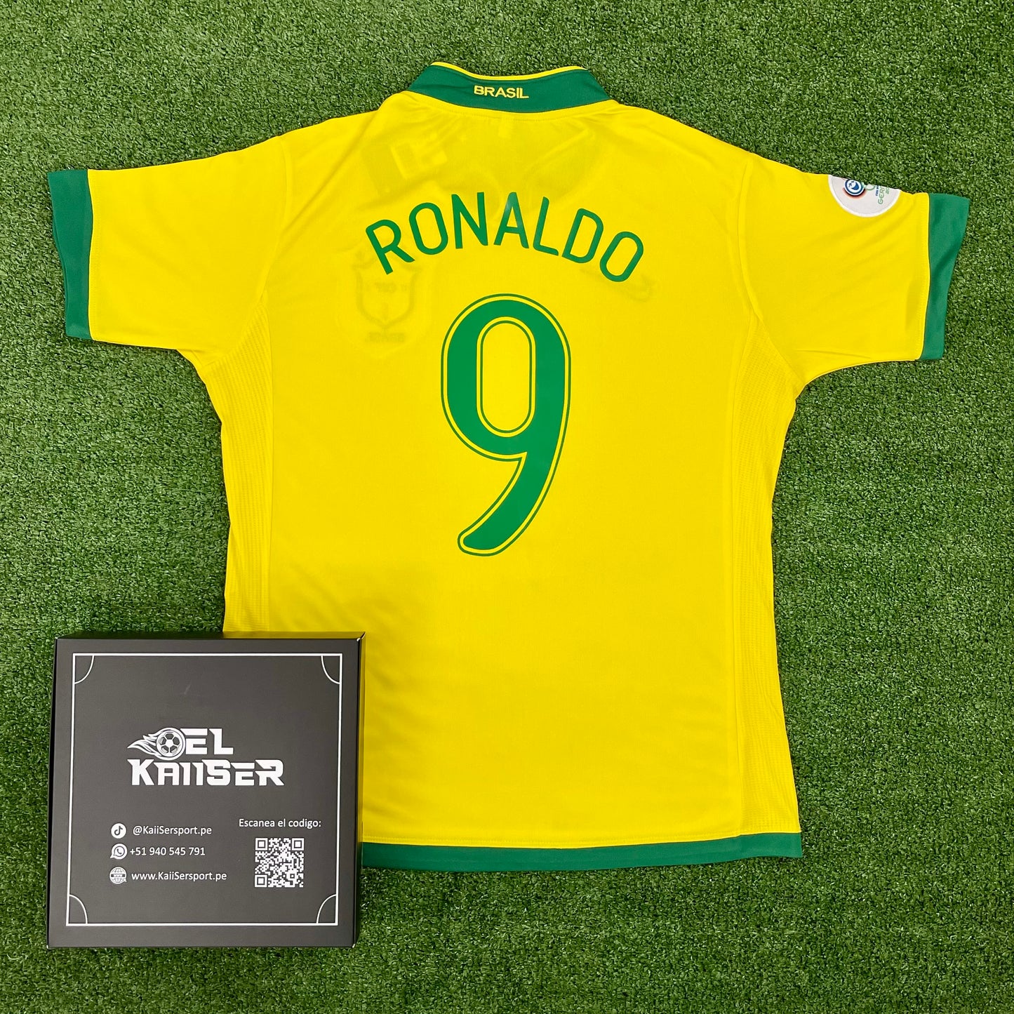 Camiseta Retro de Brasil 2006 - Oficial - Ronaldo - 9