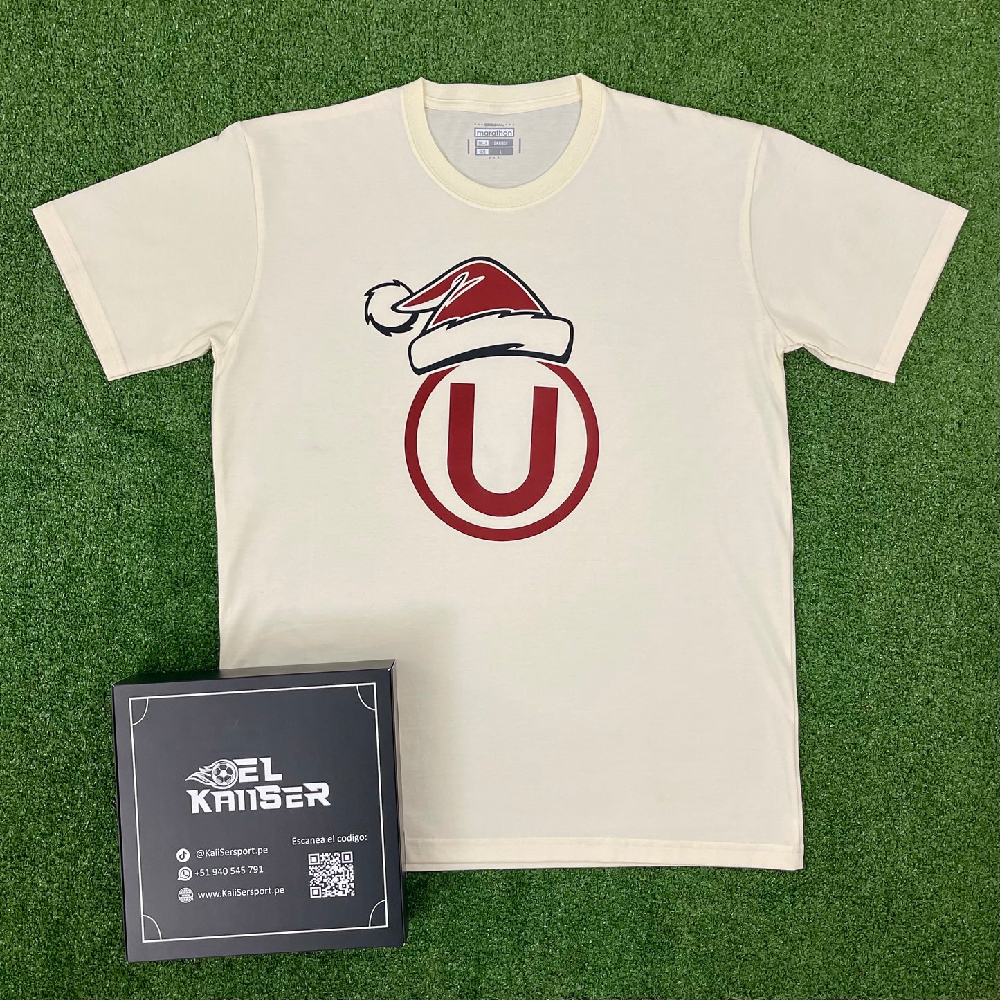 Polo Algodón Crema de Universitario Navidad 2024 (Ver. Nacional) - Hombre