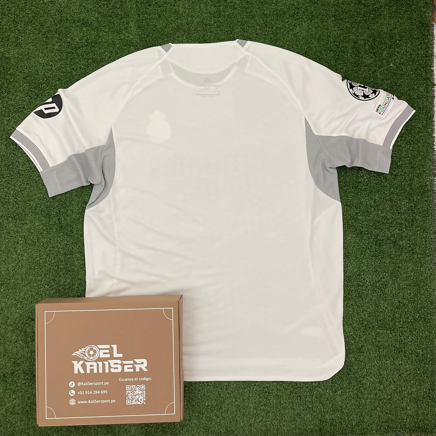 Camiseta de Real Madrid 2025/26 (Ver. Importada) - Hombre - Oficial
