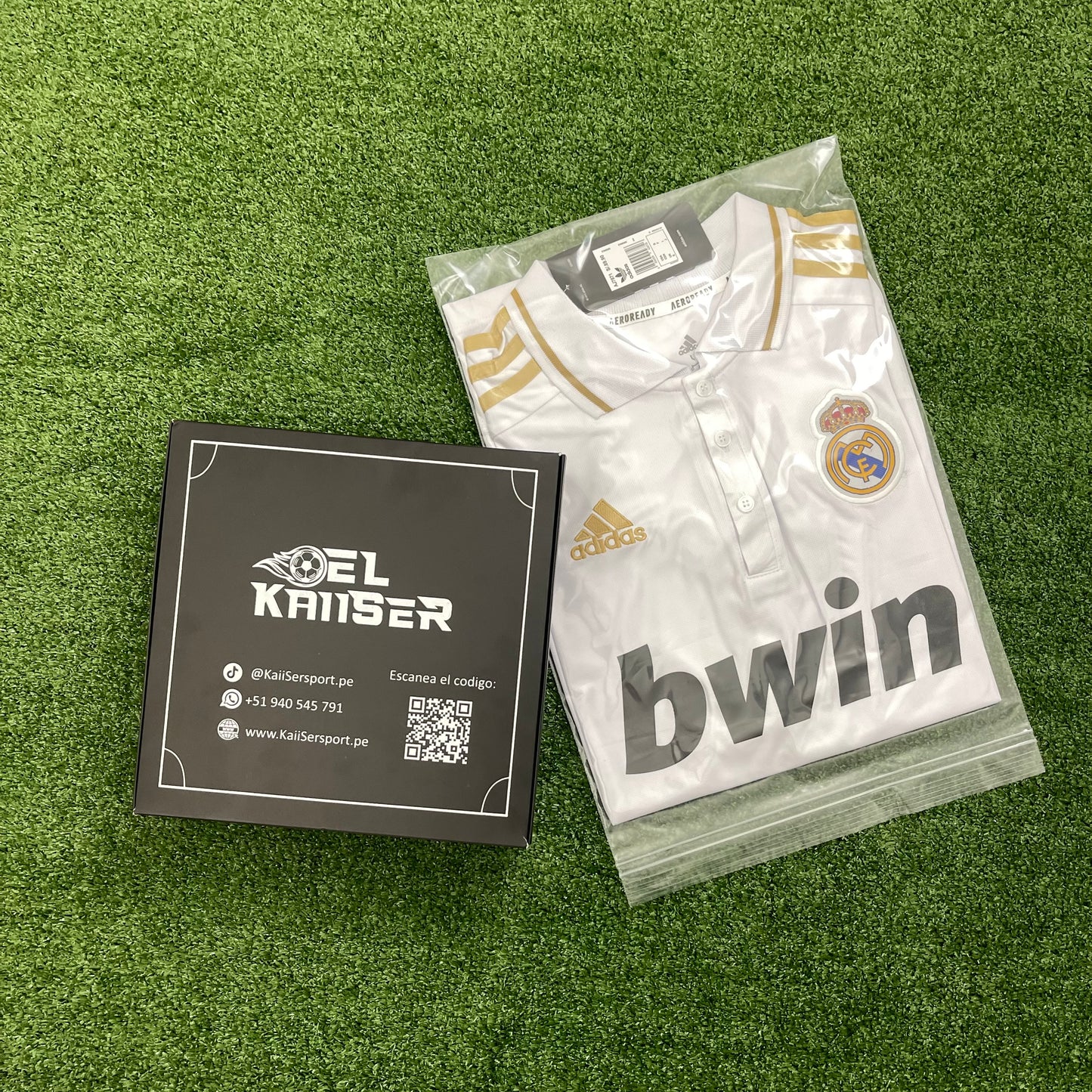 Camiseta Retro del Real Madrid  2011/12 - Ronaldo