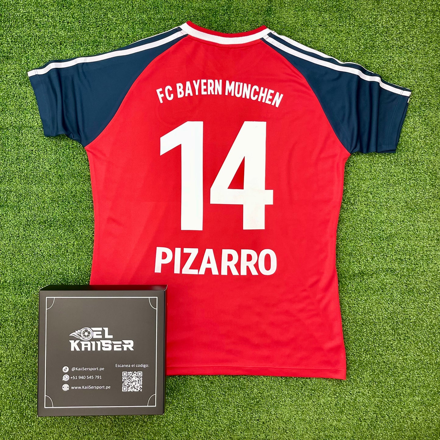 Camiseta Retro Bayern Munich 2001/02 - Oficial - Pizarro