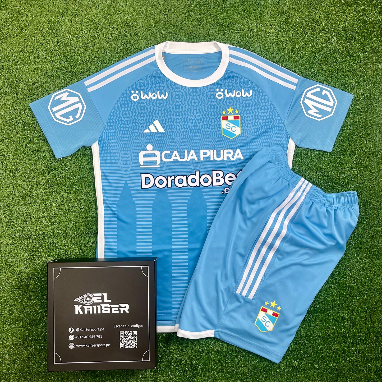 Conjunto Importado de Sporting Cristal 2024 - Oficial (Camiseta + Short)